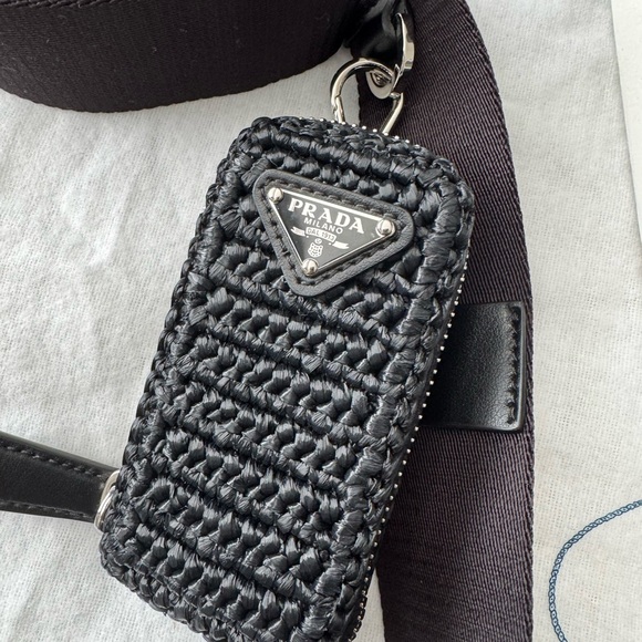 New Release Prada triangle crochet bag NWOT - Picture 2 of 6